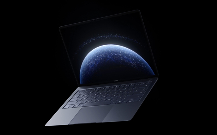 聊聊2025上半年笔记本行业的“新玩意”：卷轴屏PC亮相，鸿蒙电脑登上舞台